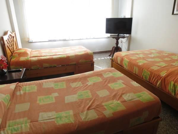 Residencial El Sol De Los Pinos Bed and Breakfast Trujillo Zewnętrze zdjęcie